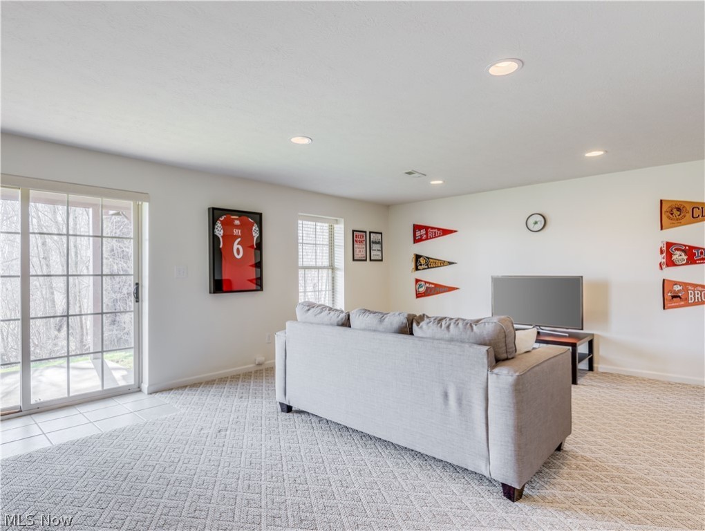 Edgebrook Condominiums - Residential