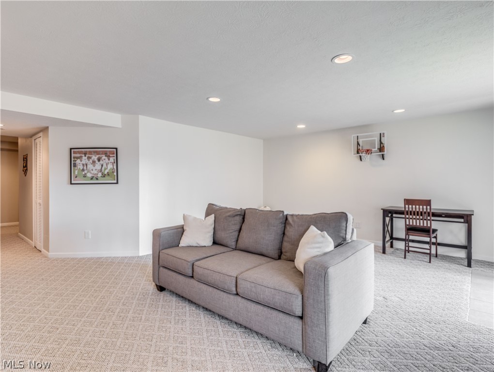 Edgebrook Condominiums - Residential