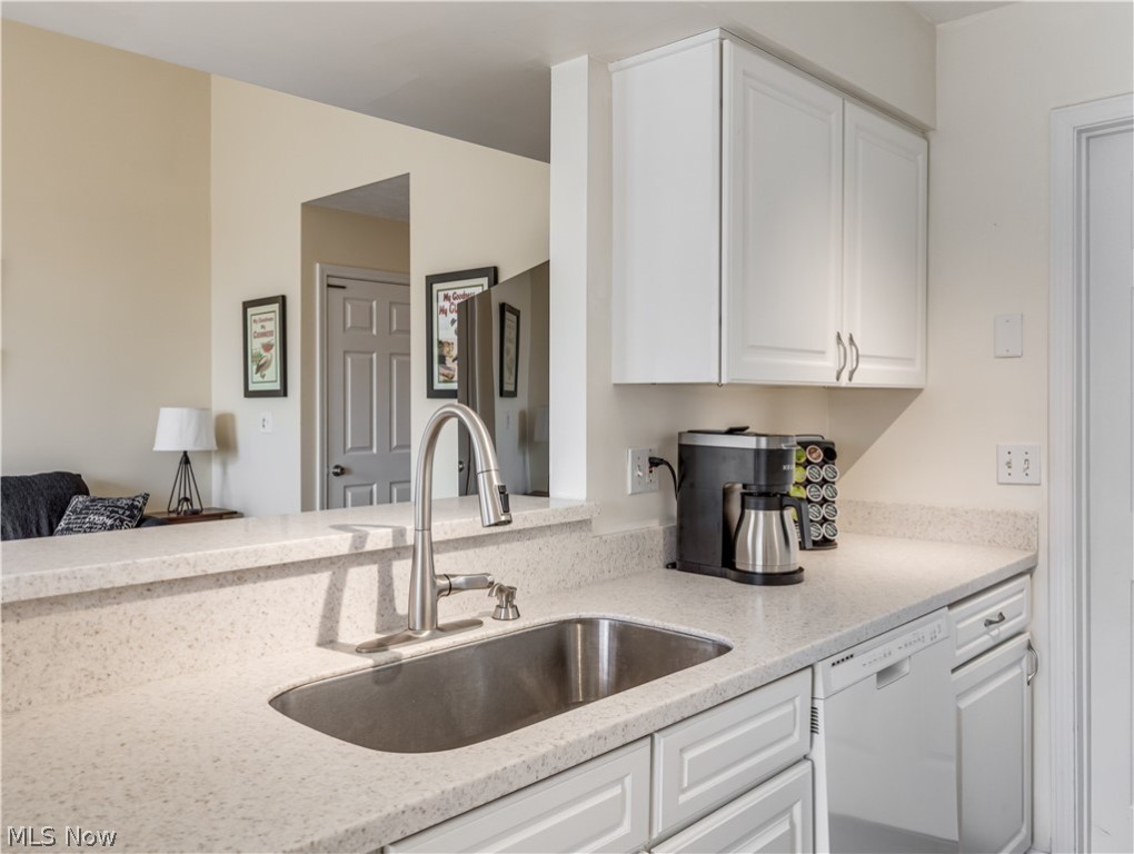 Edgebrook Condominiums - Residential