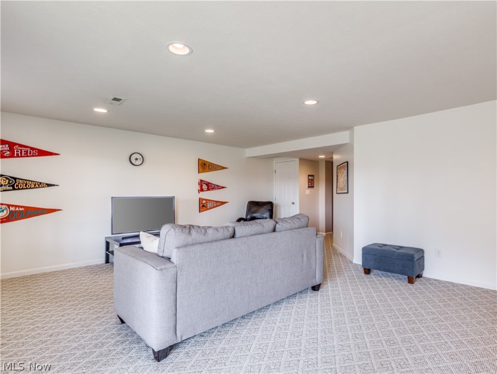 Edgebrook Condominiums - Residential