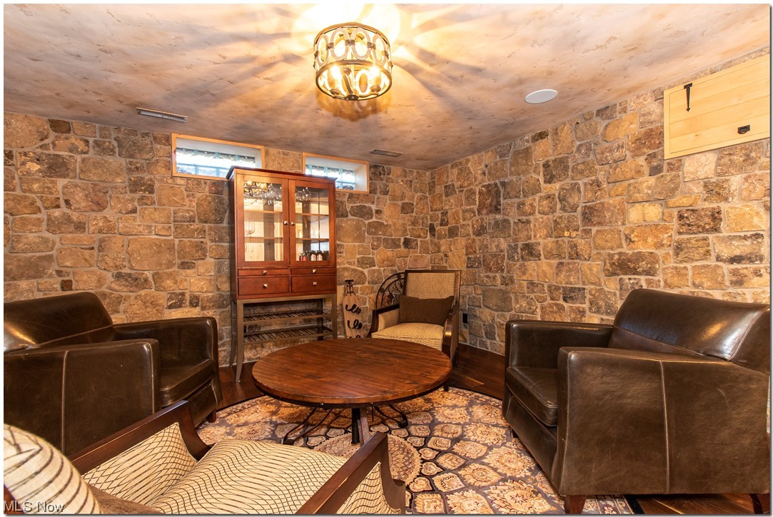 Arrowhead Farm - Residential