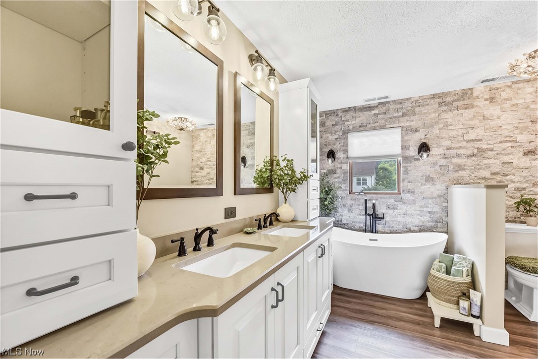 Apple Orchard - Residential