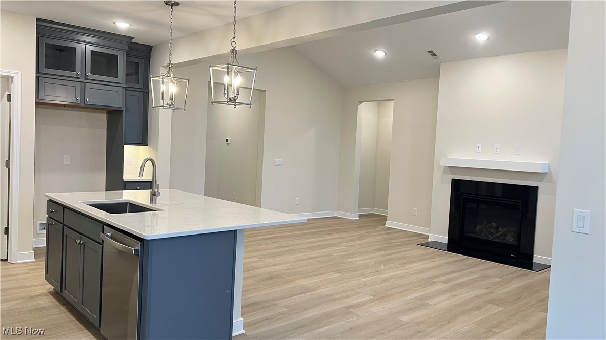 Four Seasons at Sandstone - Residential