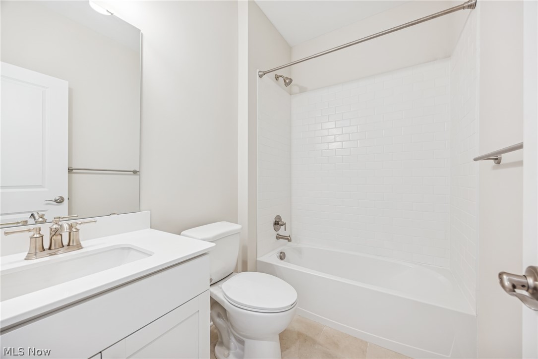 Four Seasons at Sandstone - Residential