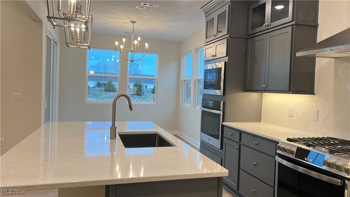 Four Seasons at Sandstone - Residential