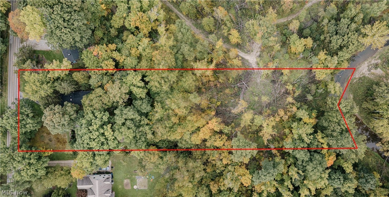 18535 Geauga Lake Road