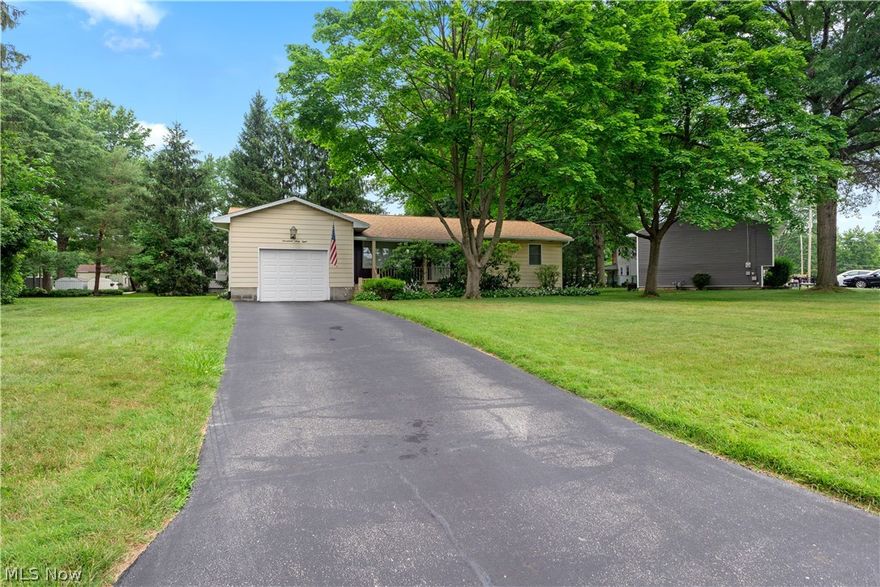 Welcome to 1768 Penny Lane!

Enjoy a three bedroom, one bathroom home that also features a dining room, living room, sitting room & laundry room. Ample driveway space, spacious backyard deck. 

Don't miss your chance to see it yourself!