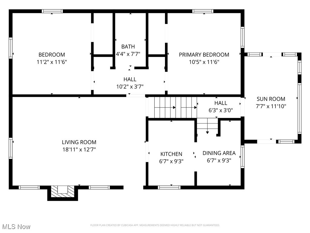 Main image without alt text