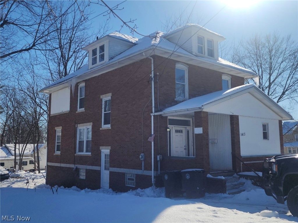 Photo of 1413 East Avenue, Akron, OH 44307 (MLS # 5207735)