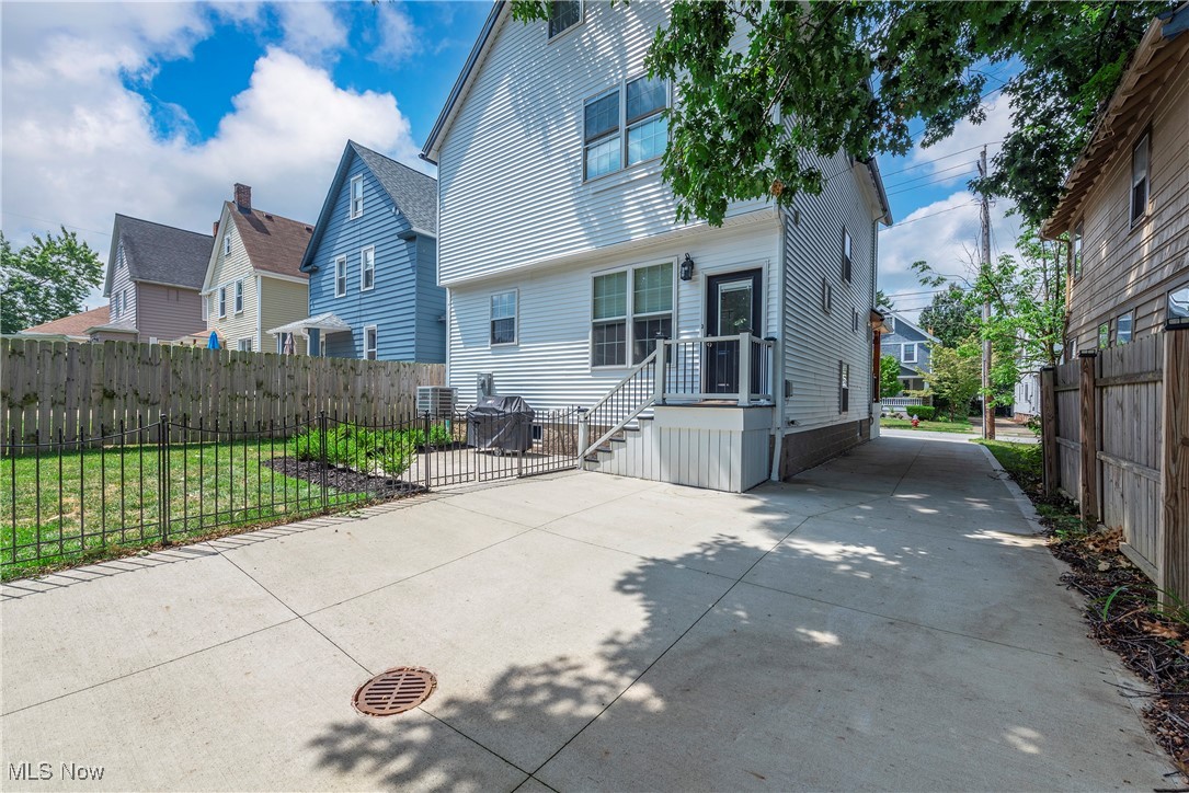 Mathews & Gilbert Sub #1 - Residential