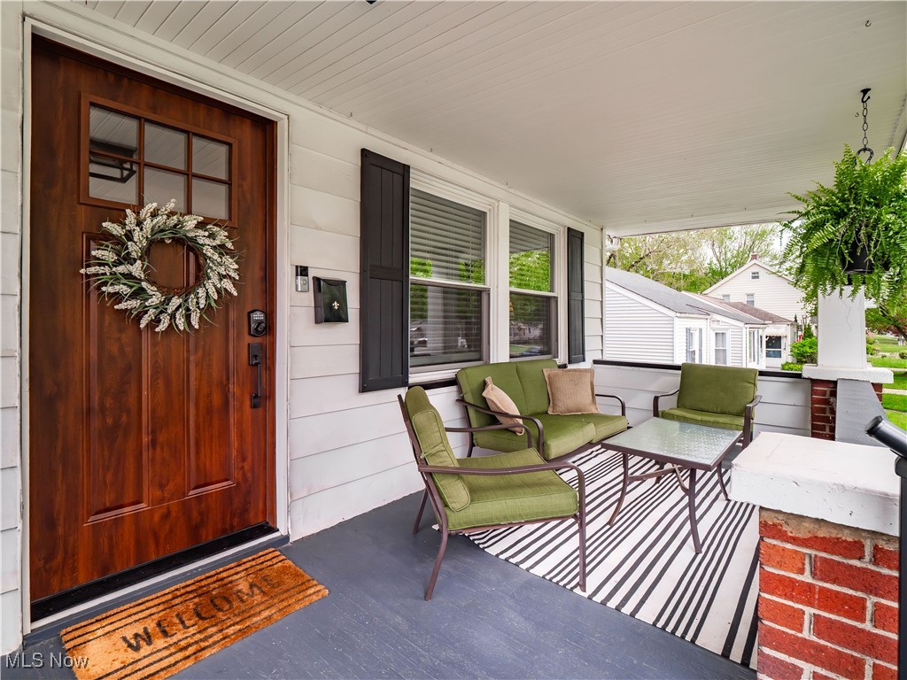 4352 W 227th Street