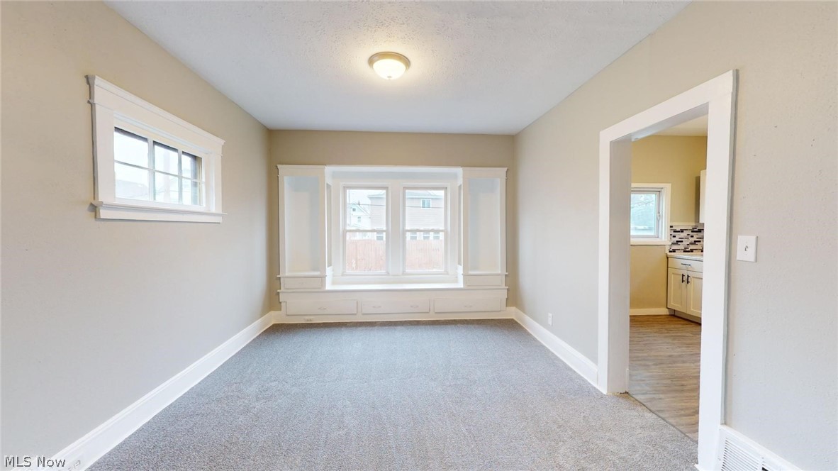 Desnoyer - Residential