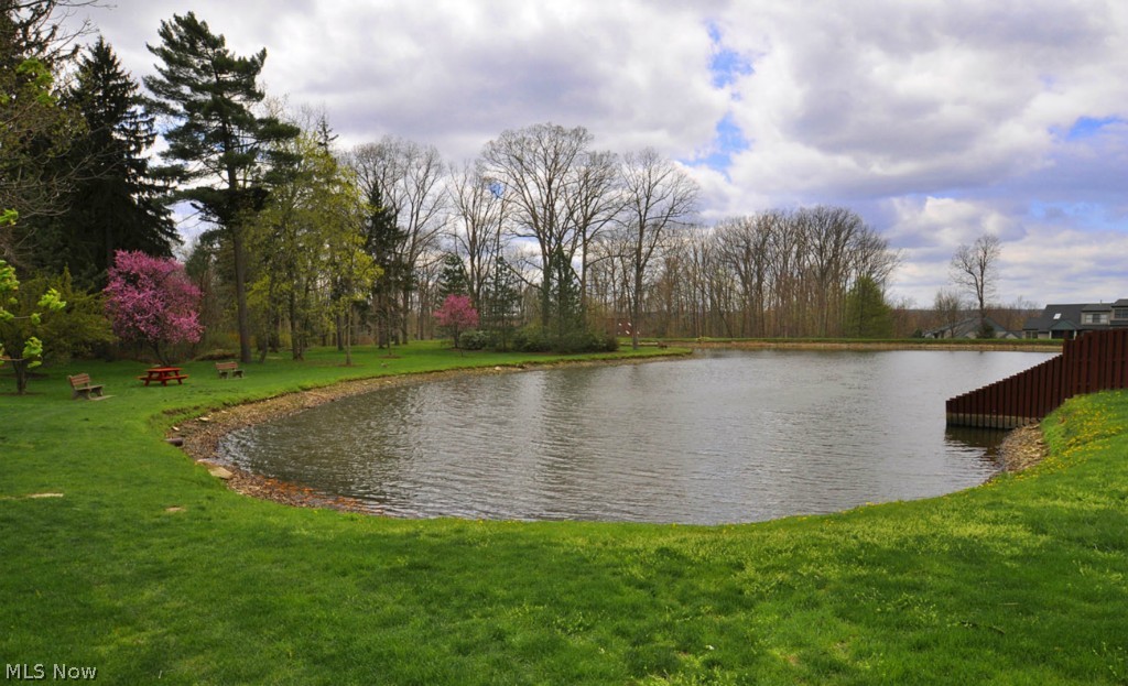 Greenwood Hlnds Condo Ph 12 - Residential