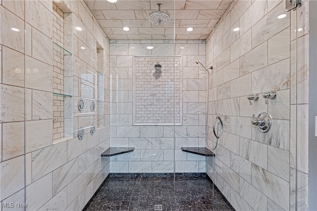 14300 Castlereagh Lane, Strongsville, Ohio image 27