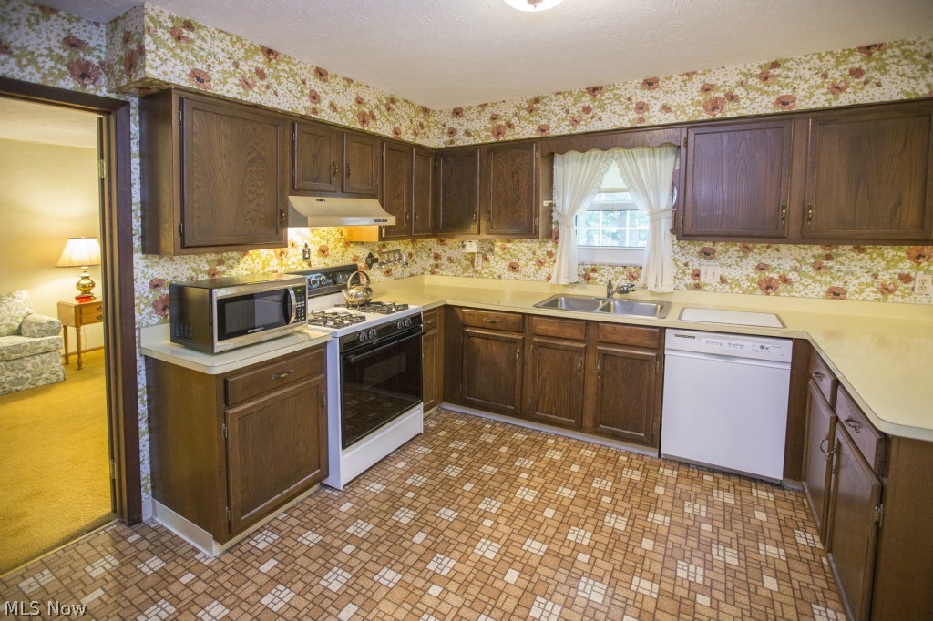 Beverly Hills Estates - Residential