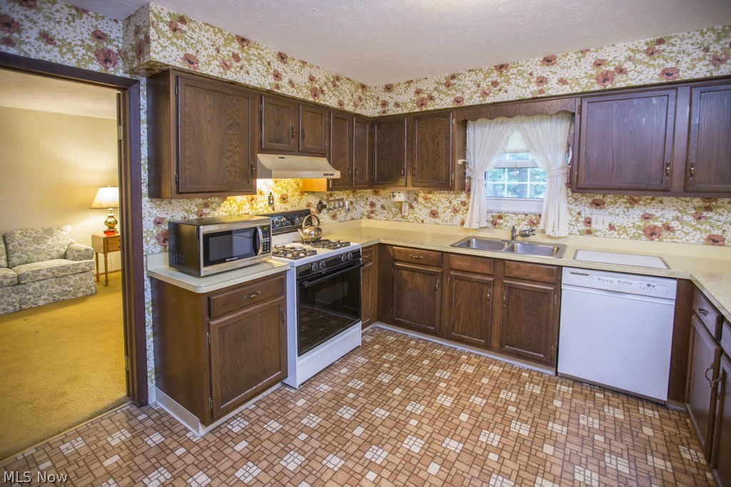 Beverly Hills Estates - Residential