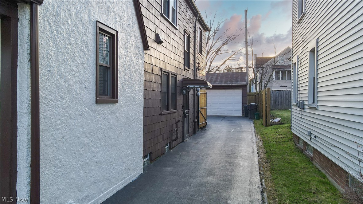 Van Sweringen Cos Sub #21 - Residential Income