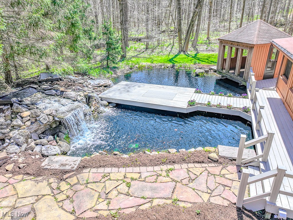 11191 Winding Brook Lane, Chesterland, Ohio image 36