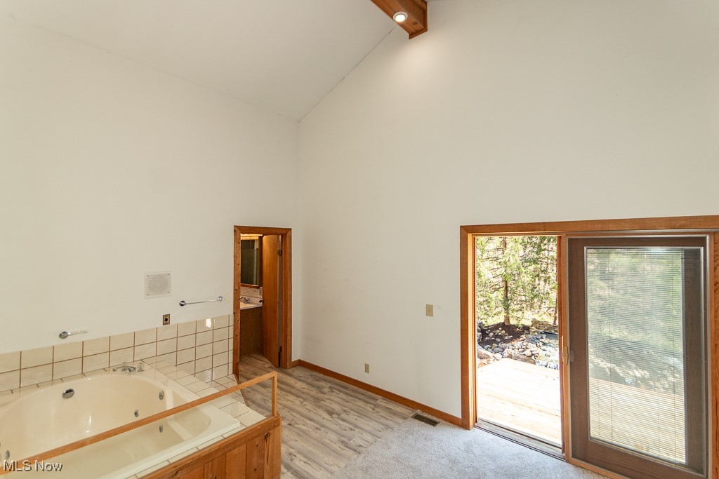 11191 Winding Brook Lane, Chesterland, Ohio image 18