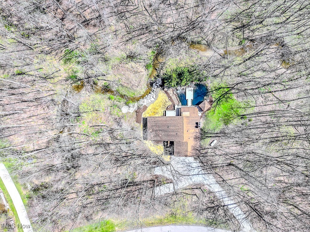 11191 Winding Brook Lane, Chesterland, Ohio image 41