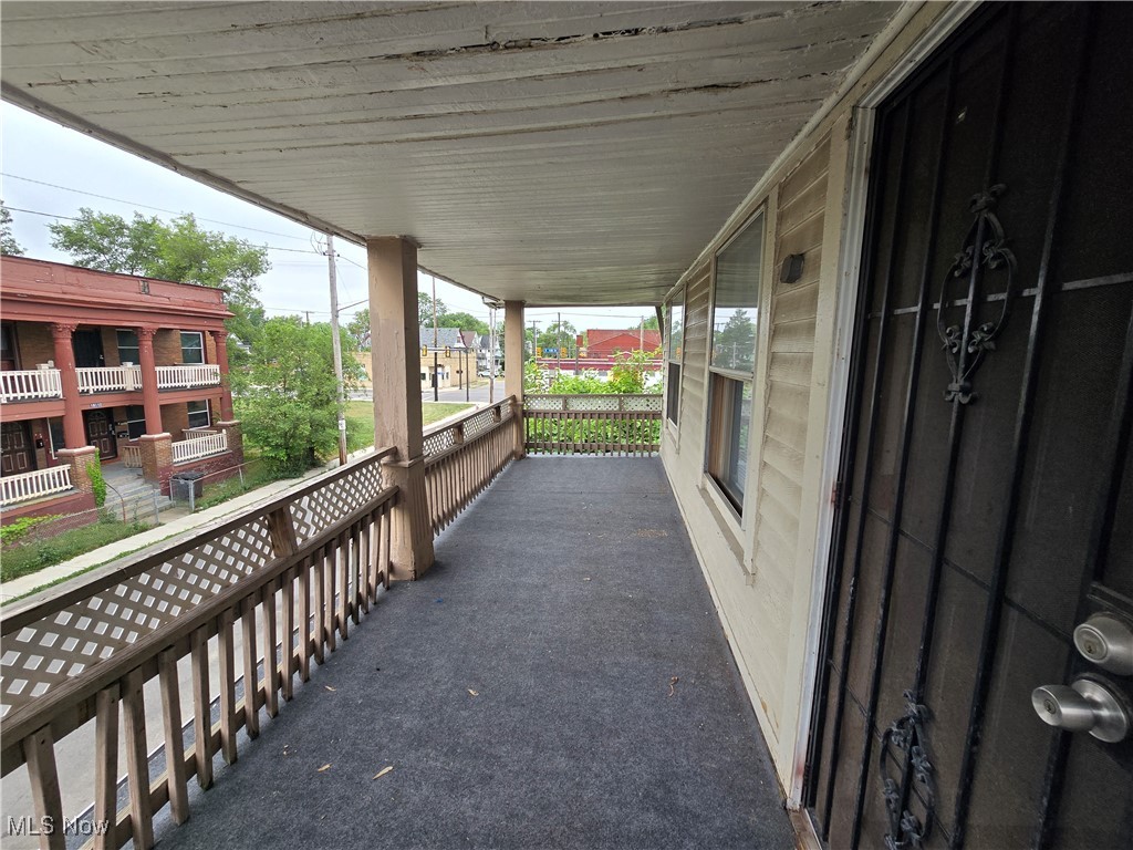 Amor & Carpenters - Residential Income