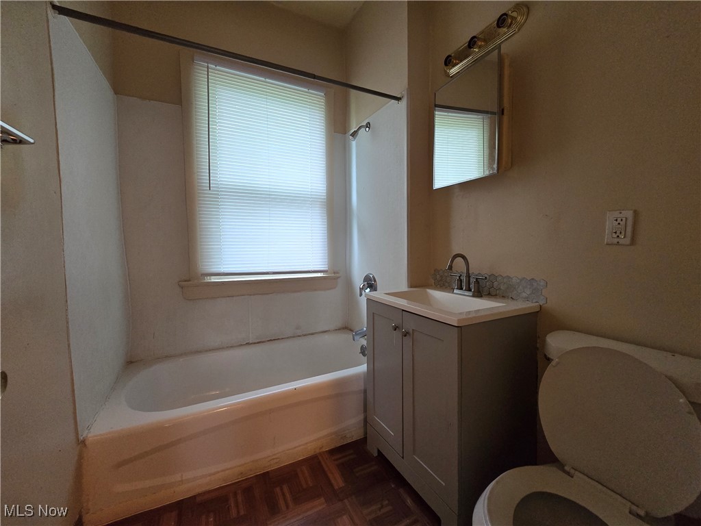 Amor & Carpenters - Residential Income