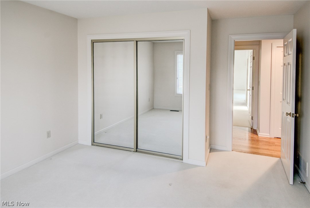 Village Crystal Lakes Condo - Residential