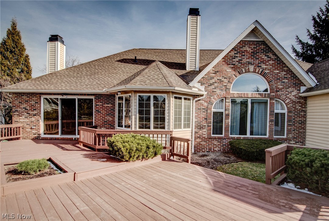 Village Crystal Lakes Condo - Residential