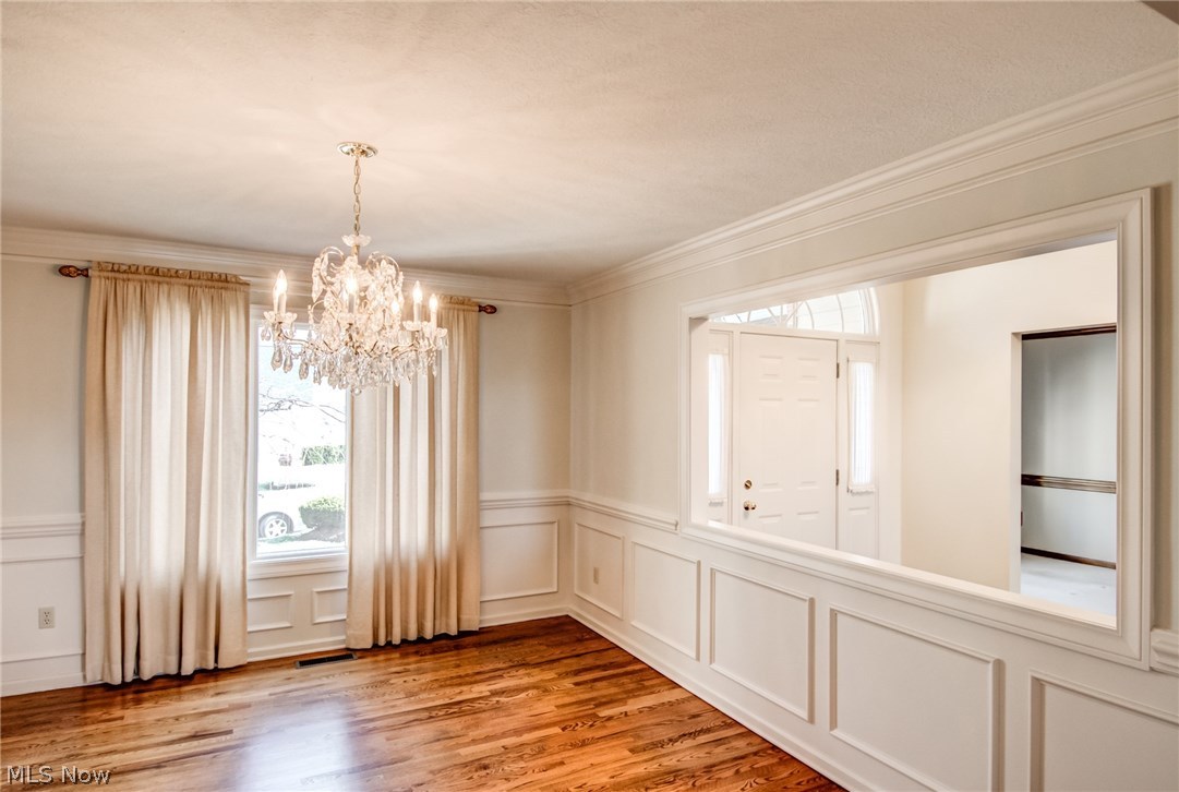 Village Crystal Lakes Condo - Residential