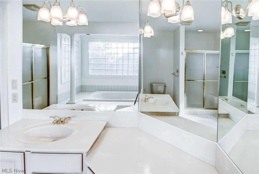 Village Crystal Lakes Condo - Residential