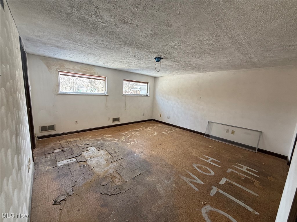 522 N 3rd Street, Toronto, Ohio image 35