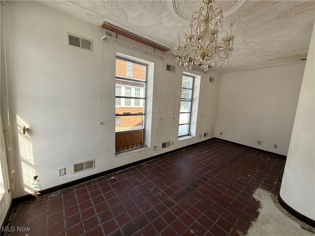 522 N 3rd Street, Toronto, Ohio image 5