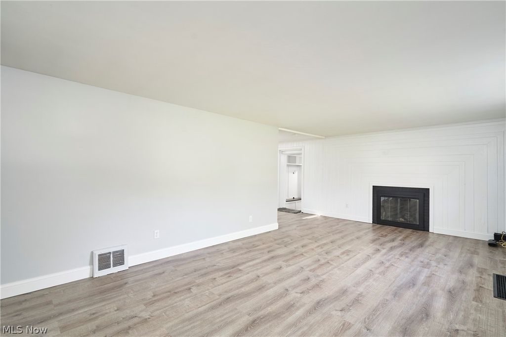 Photo of 2625 Eaton Road NW, Canton, OH 44708 (MLS # 5201536)