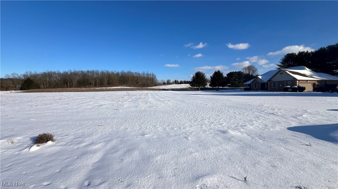 2.5 Ac Vacant Lot Lynnwood Drive, Magnolia, Ohio image 2