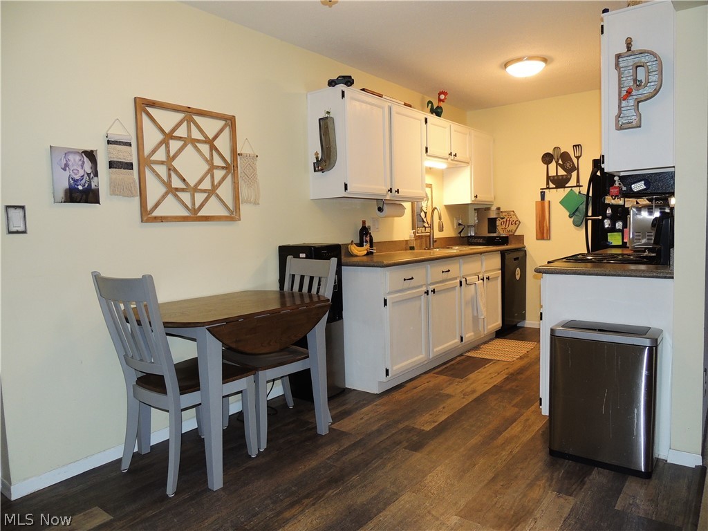 Cedarwood Vill Condo - Residential