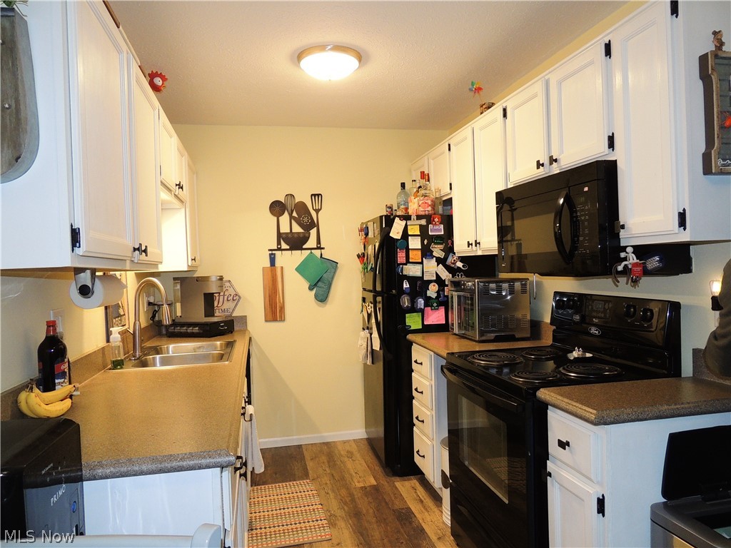 Cedarwood Vill Condo - Residential