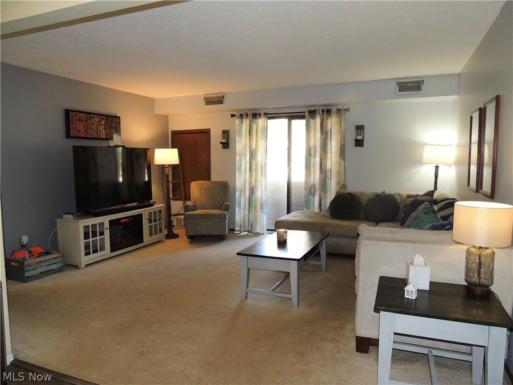 Cedarwood Vill Condo - Residential