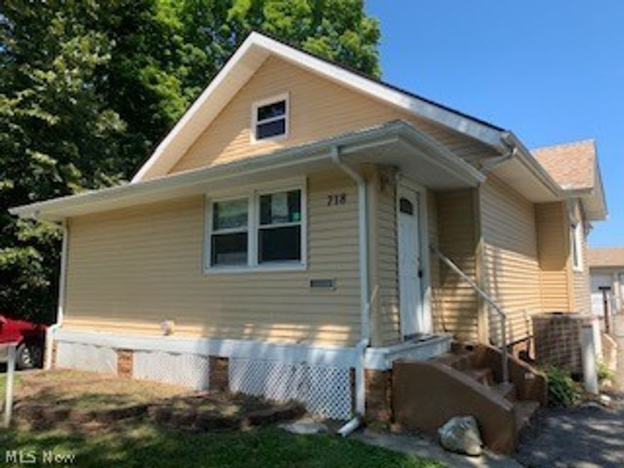 Look no more. This home features all the amendities you have been looking for; Newer furnance, hot water tank, 200 amp service, large detached garage, paved driveway, immediate possession and so much more.