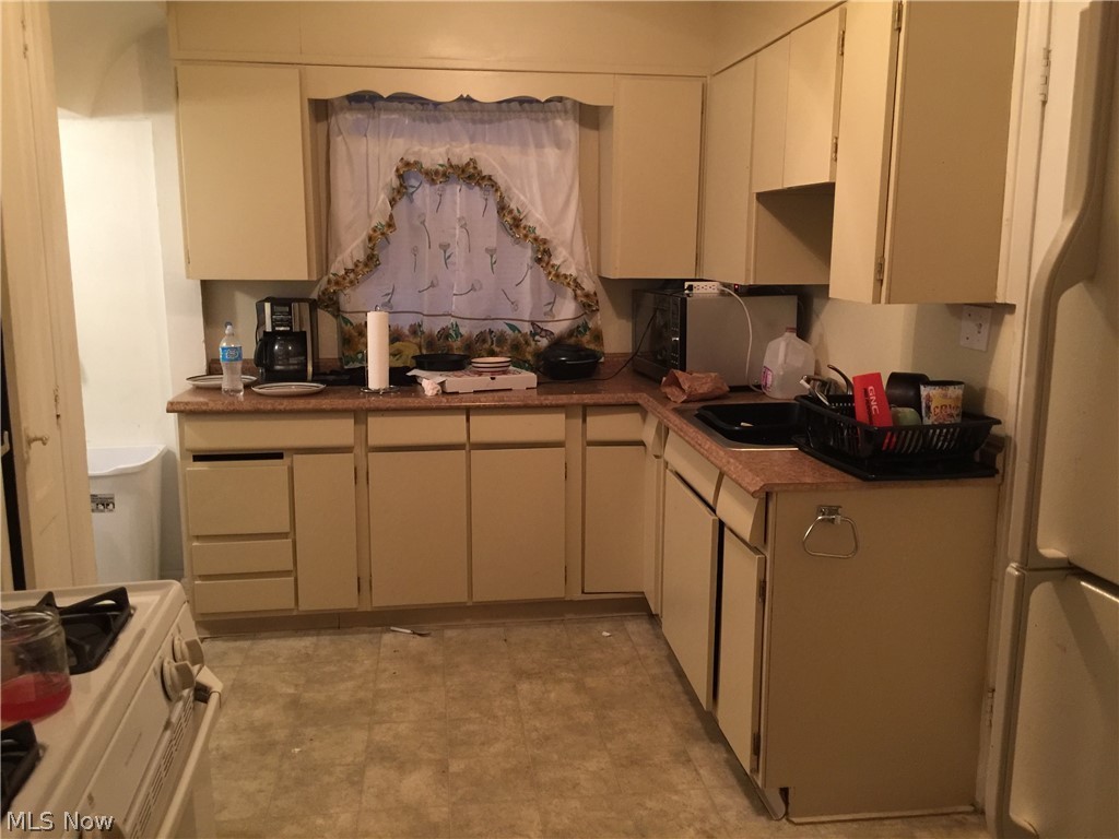 Van Sweringen Cos 21 - Residential Lease