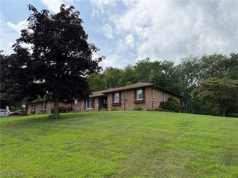 Tiny photo for 3585 Clermont Street NW, North Lawrence, OH 44666 (MLS # 5238634)