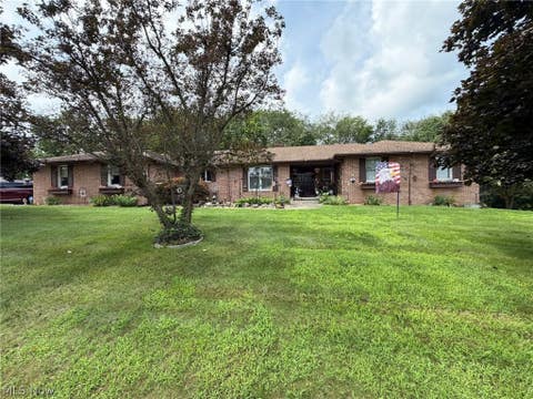Tiny photo for 3585 Clermont Street NW, North Lawrence, OH 44666 (MLS # 5238634)