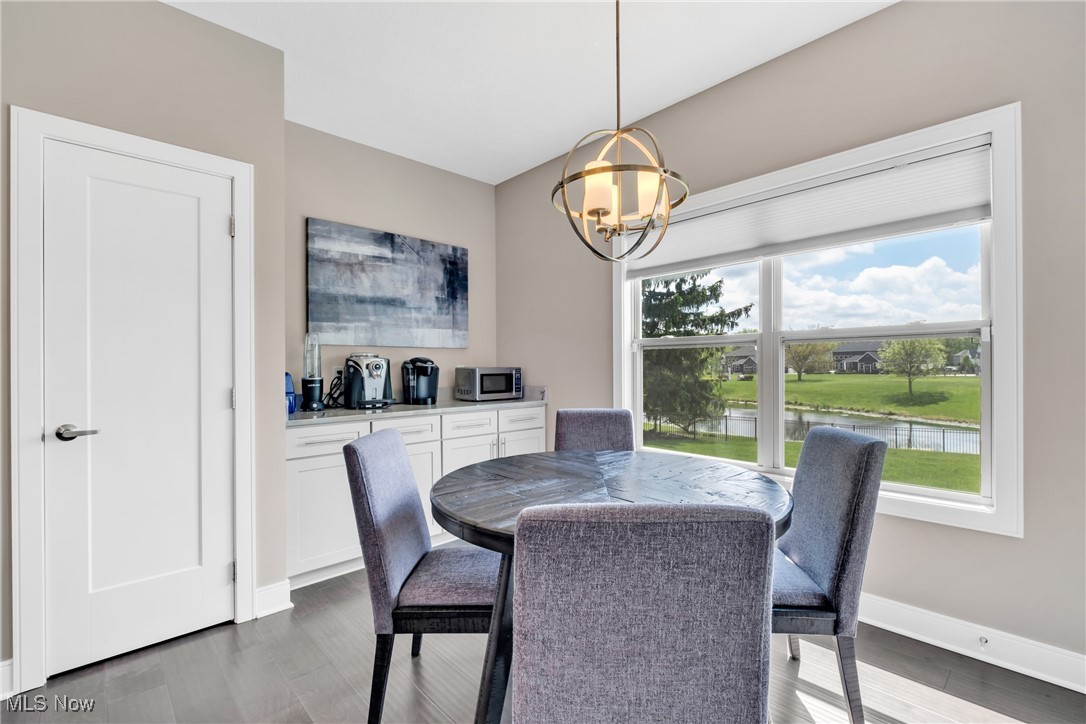 5048 Shoreline Circle, Medina, Ohio image 15