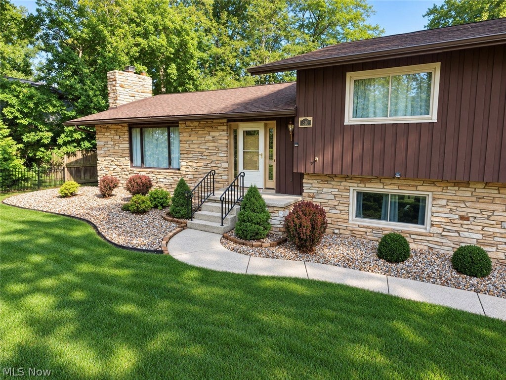 310 Fawnwood Drive