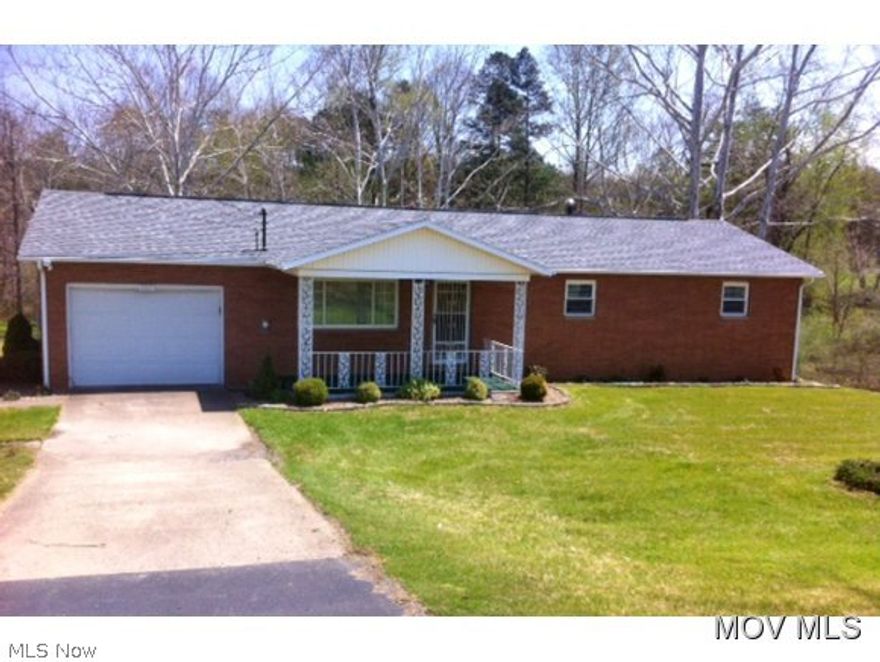 Very well maintained one owner home. Beautiful paver patio & small porch. Taxes are approximate from accessor's office. They have been homestead.  Elem: Kanawha Elementary School  Elem/Bus: Y  JrHigh: Hamilton Jr. High School  JrHigh/Bus: Y  High: Parkersburg High  High/Bus: Y  Fire: VOL  Police: SHF  PossFreeGas: N  ;SQFT=Fin L1:1400, Fin Bsmt:946, Fin Above:1400, Fin Total:2346, Unfin Bsmt:454, Unfin Above:454, Unfin Total:Y;GAR= Opener(s);PRKG= Parking Pad