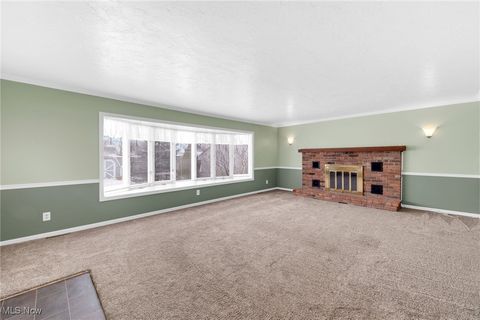 Tiny photo for 15893 Parklawn Avenue, Middleburg Heights, OH 44130 (MLS # 5178828)