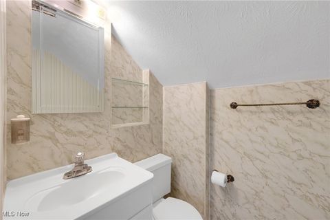 Tiny photo for 15893 Parklawn Avenue, Middleburg Heights, OH 44130 (MLS # 5178828)