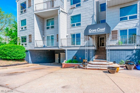 Photo for 1900 Grove Court 105