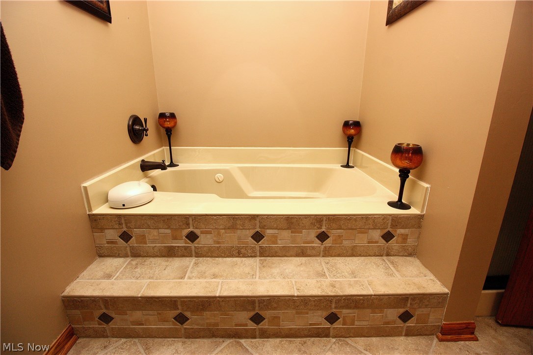 Indian Hills Condo - Residential