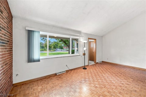 Tiny photo for 25600 Country Club Boulevard #9, North Olmsted, OH 44070 (MLS # 5238967)