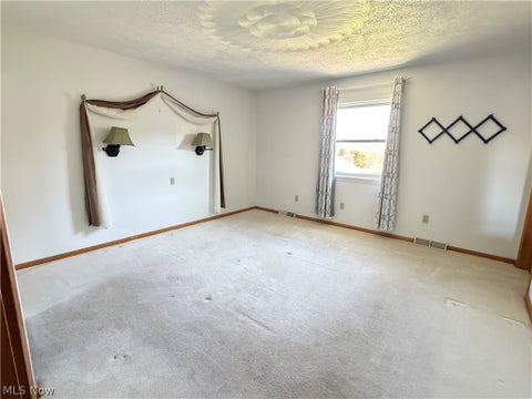 Tiny photo for 49 Kings Drive, Steubenville, OH 43952 (MLS # 5255055)